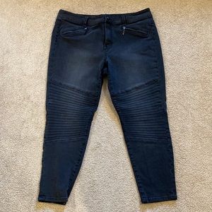 Melissa McCarthy Seven Black Moto Pencil Jeans, size 16
